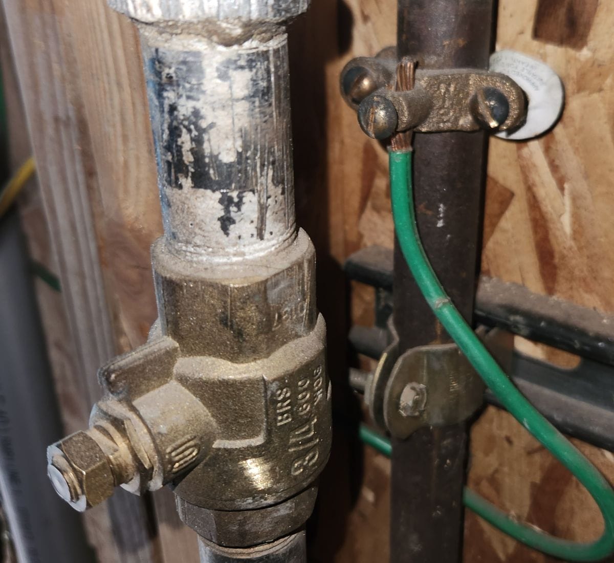 gas pipe ground